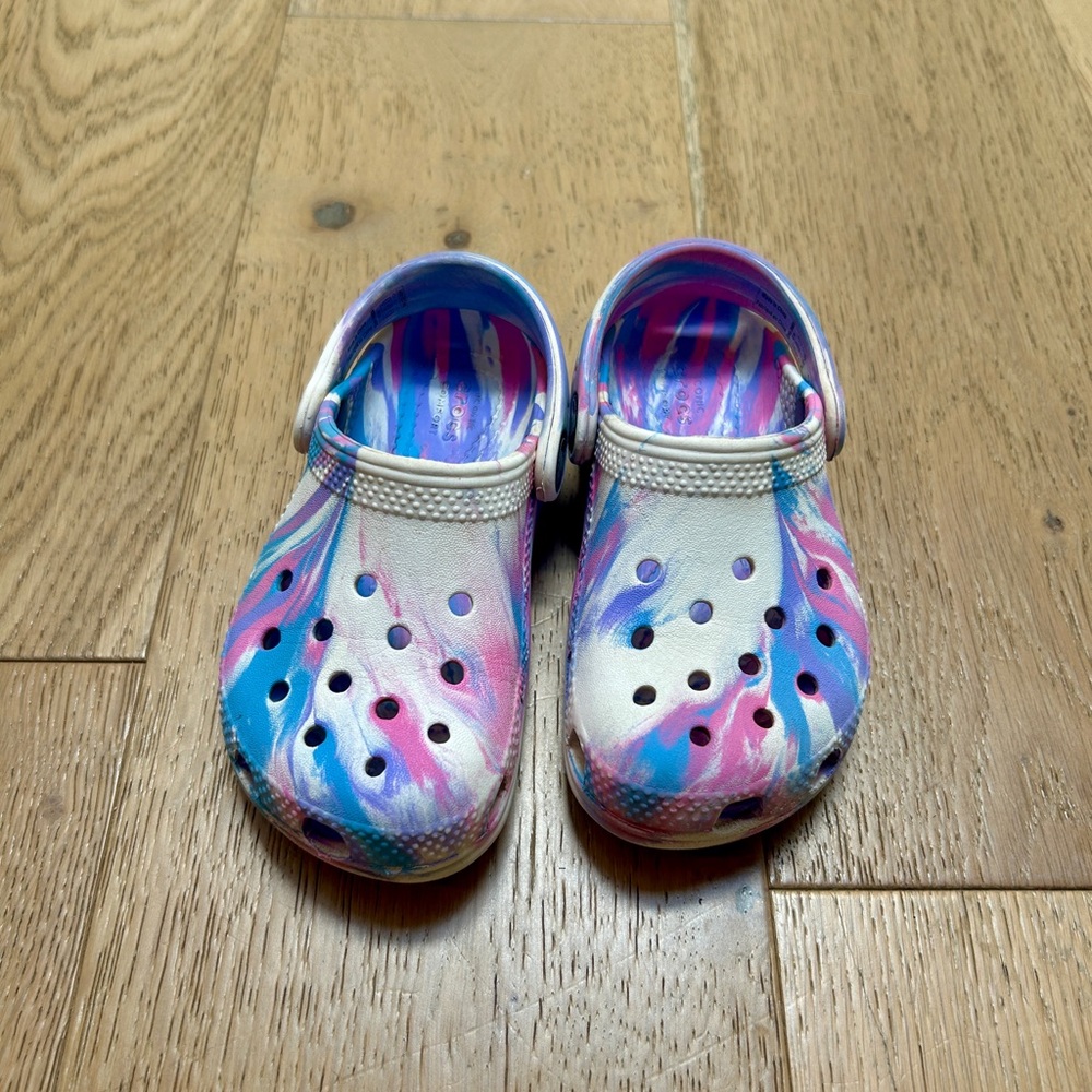 Kids Tie Dye Crocs
